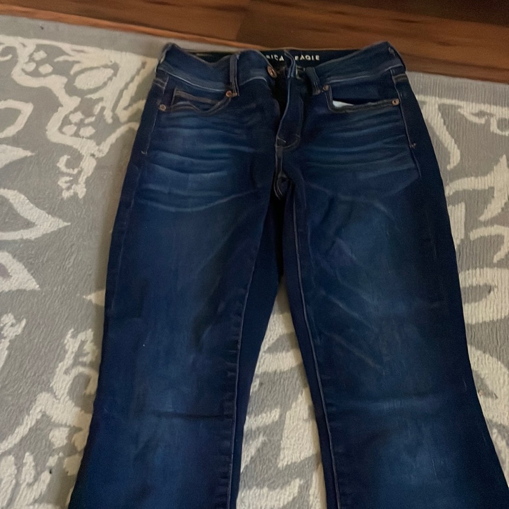 Worn once American eagle wide leg jean.